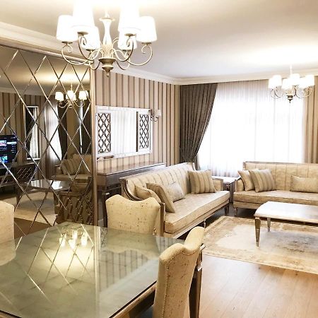 My Fabulous Luxury Home. Historical Part Of The Istanbul Exterior foto