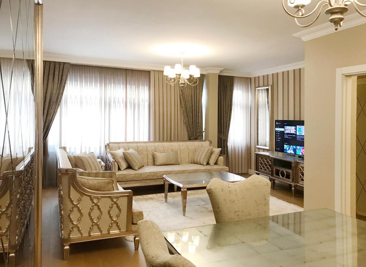My Fabulous Luxury Home. Historical Part Of The Istanbul Exterior foto