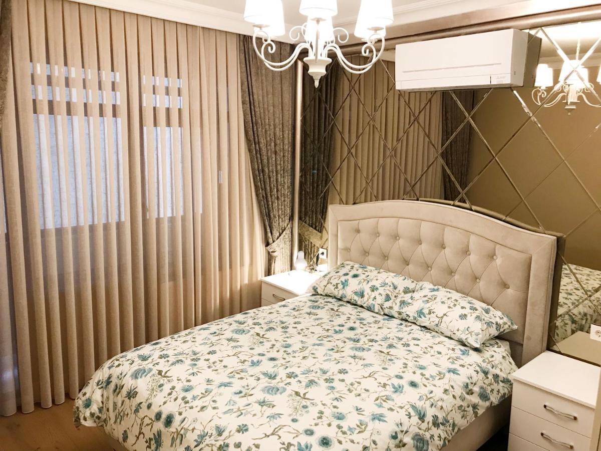 My Fabulous Luxury Home. Historical Part Of The Istanbul Exterior foto